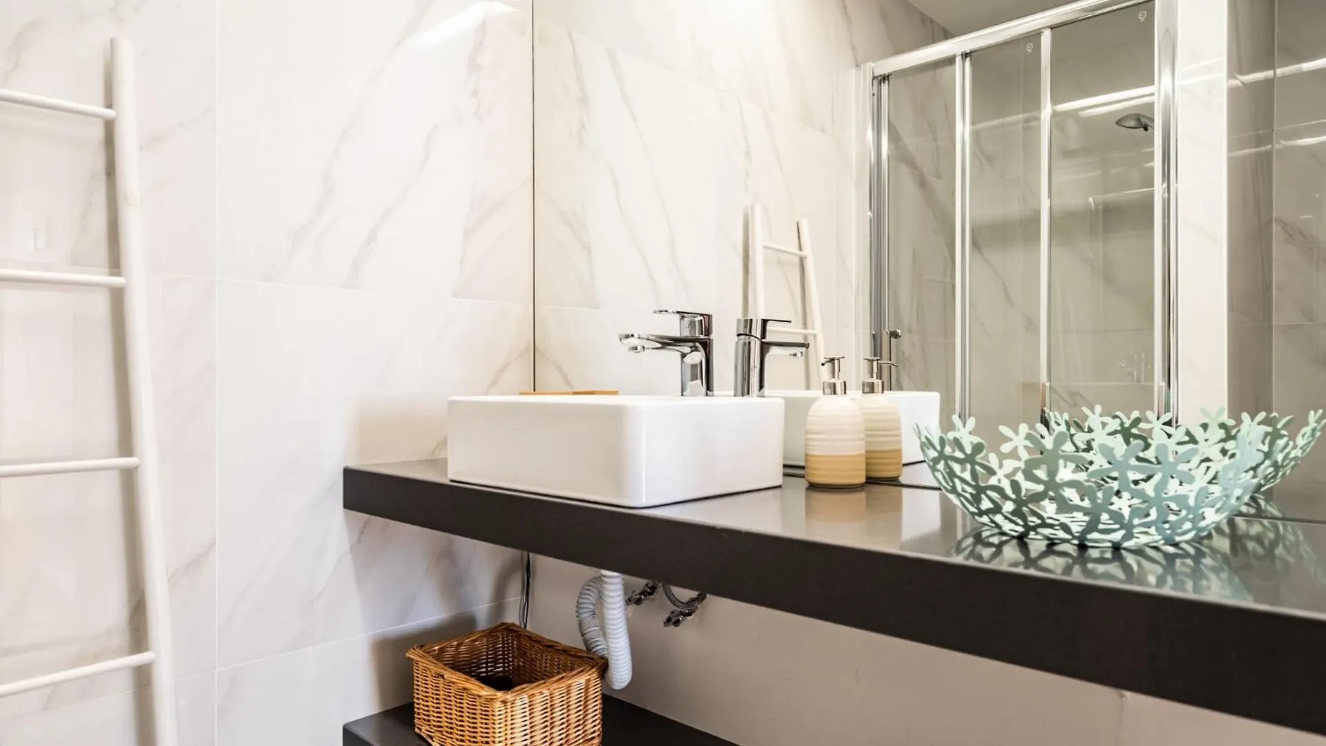 Apartment Akicity Ourique Lemon Lisbon